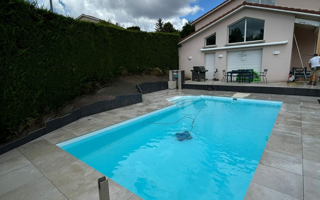 Réfection d’un extérieur terrasse gres ceram 60×60 muret en Nero ebano dalle demarchement