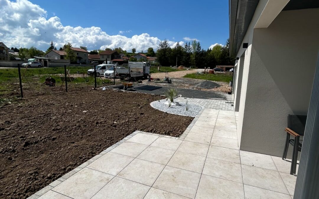 Terrasse bordure pave clôture rigide